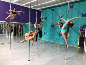 Фотография Butterfly Pole Dance 0