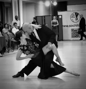 Фотография Golden Tango 3